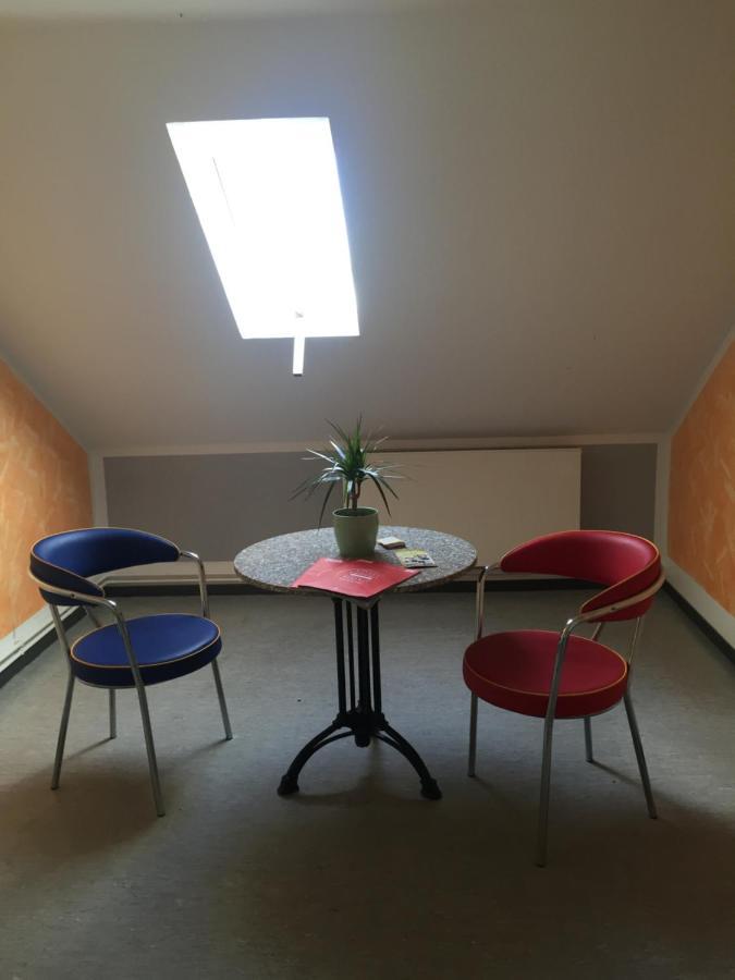 Gaestehaus Sandra Sulzbach-Rosenberg Bagian luar foto